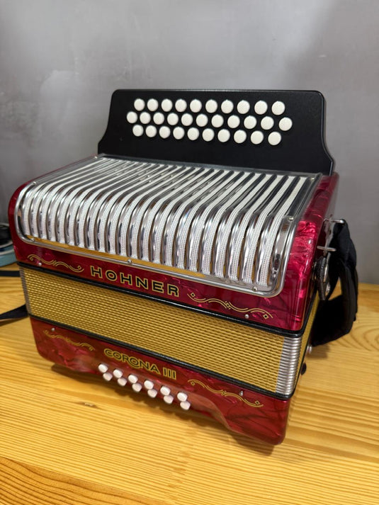 Acordeón HOHNER Corona III